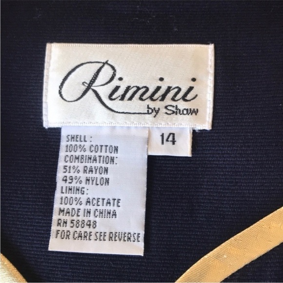 Vintage Rimini by Shaw Form Fitting
Blazer Jacket - Picture 6 of 8